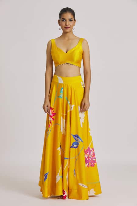Kaia_Yellow Chanderi, Linen, Organza Embroidery V-neck Floral Print Lehenga Set_Online_at_Aza_Fashions