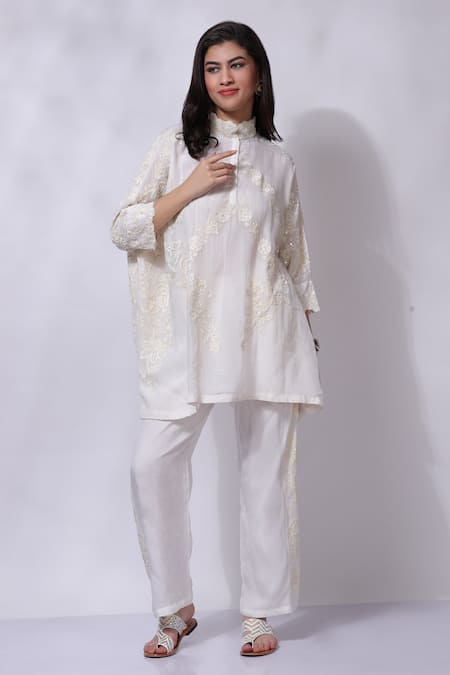 Sonali Gupta Hand Embroidered Pocho & Pant Set 