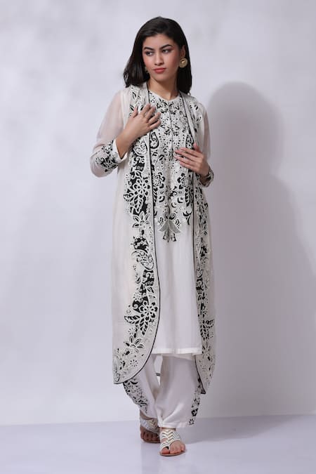 Sonali Gupta_White Silk Aari Embroidered Patchwork Jacket Pant Set _Online_at_Aza_Fashions