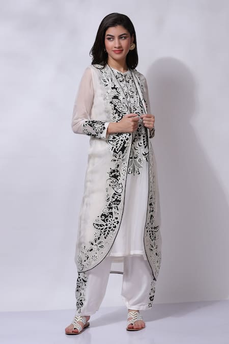 Buy_Sonali Gupta_White Silk Aari Embroidered Patchwork Jacket Pant Set _Online_at_Aza_Fashions