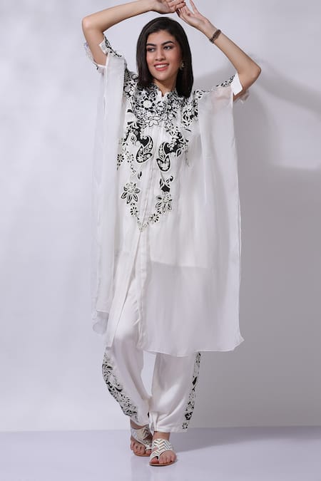 Sonali Gupta_White Silk Aari Embroidered Pocho Pant Set _Online_at_Aza_Fashions