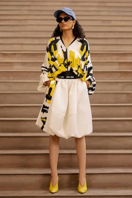 Shop AK-OK Cream Silk V-neck Abstract Print Crop Top Online at Aza Fashions Shop_AK-OK_Cream Silk V-neck Abstract Print Crop Top _Online_at_Aza_Fashions