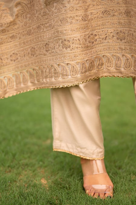 Safaa_Ivory Velvet Embroidery, Zari, Lace Keyhole Neck Layla Woven Kaftan And Pant Set _at_Aza_Fashions