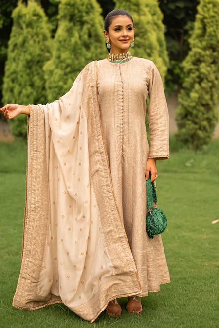 Safaa_Ivory Velvet, Velour Embroidery, Zari, Lace Zunaira Woven Anarkali Pant Set _Online_at_Aza_Fashions