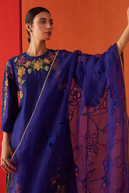 Chandrima Russian Bloom Cut Work Dupatta 