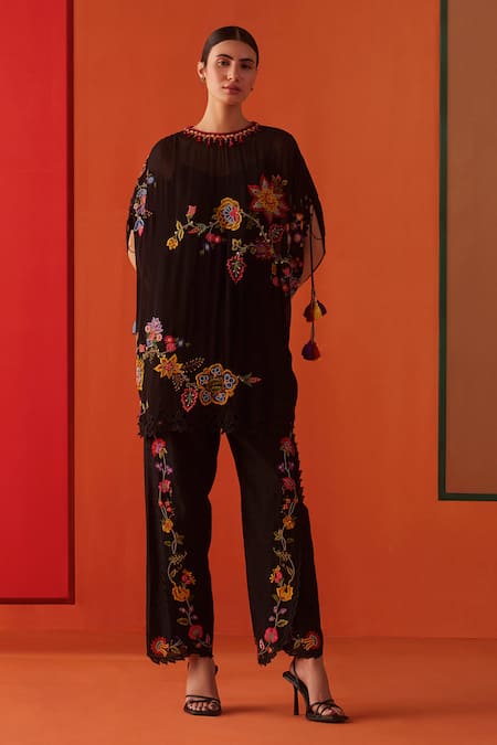 Chandrima Embroidered Kurta 