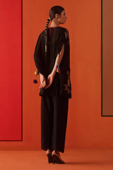 Chandrima Embroidered Kurta 