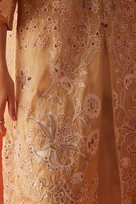 Buy_Chandrima_Beige Silk Organza Embroidery Round Neck Cutwork Applique Jacket _Online_at_Aza_Fashions