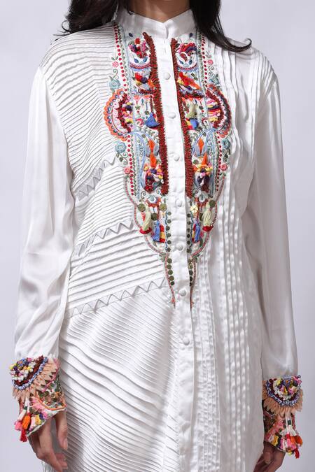 Buy_Sonali Gupta_White Silk Embroidered Floral Pintucked Tunic And Pant Set  