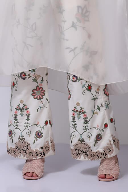 Buy_Sonali Gupta_White 50% Silk Embroidered Kiran Dori Hand Asymmetric Kaftan Pant Set  _Online_at_Aza_Fashions
