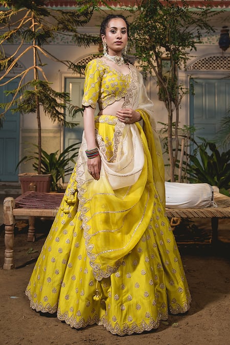 Surbhi Shah_Yellow Lehenga And Blouse Pure Spun Silk Embroidered Thread Floral Bridal Set _Online_at_Aza_Fashions