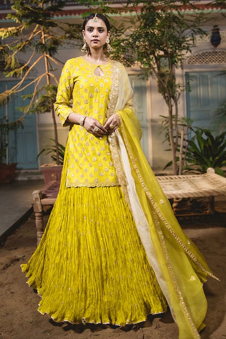 Yellow Lehenga Choli for Women Ready to Wear Custom Size, Floral Print  ,designer Sabyasachi Indian Bridal Wedding Lehenga, USA UK Canada - Etsy  Norway