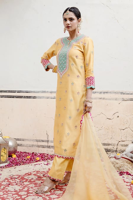 Shop Surbhi Shah Yellow Pure Silk Embroidered Resham Round Scalloped Kurta Pant Set Online at Aza Fashions Shop_Surbhi Shah_Yellow Pure Silk Embroidered Resham Round Scalloped Kurta Pant Set _Online_at_Aza_Fashions