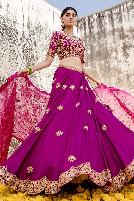 Featuring pink and purple bridal lehenga set with heavy intricate golden  thread embroidery on top, back… | Indian wedding dress, Indian dresses, Pink  bridal lehenga