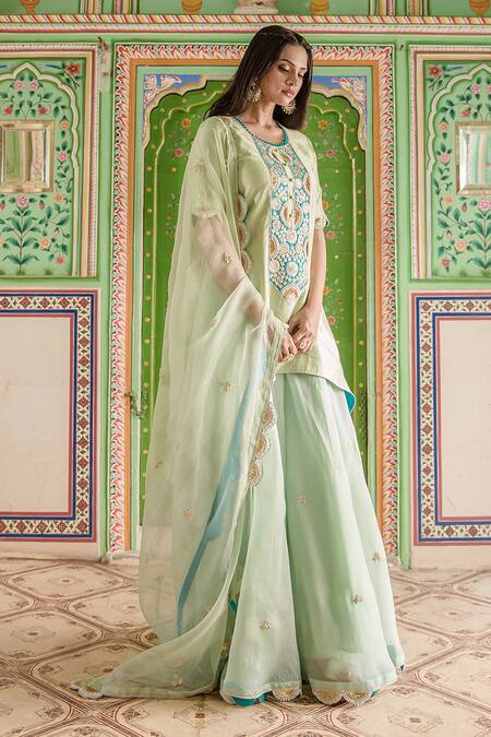Surbhi Shah Green Zardozi Embroidered Silk Kurta Gharara Set at Aza Fashions Surbhi Shah_Green Zardozi Embroidered Silk Kurta Gharara Set _at_Aza_Fashions