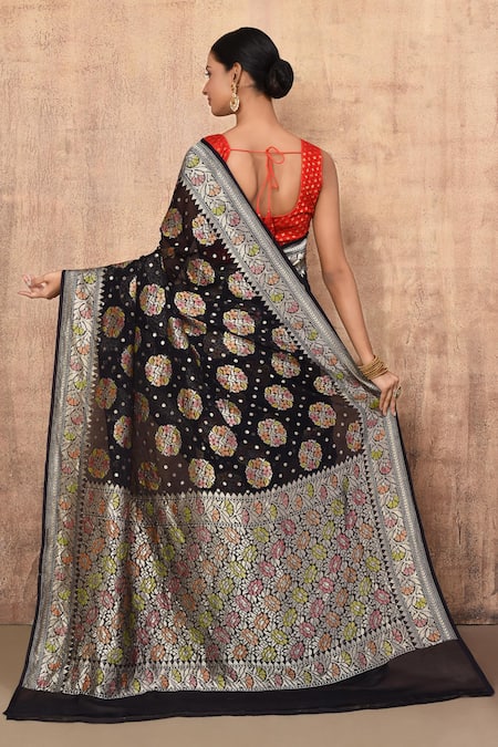 Naaritva India Handwoven Banarasi Saree With Running Blouse 