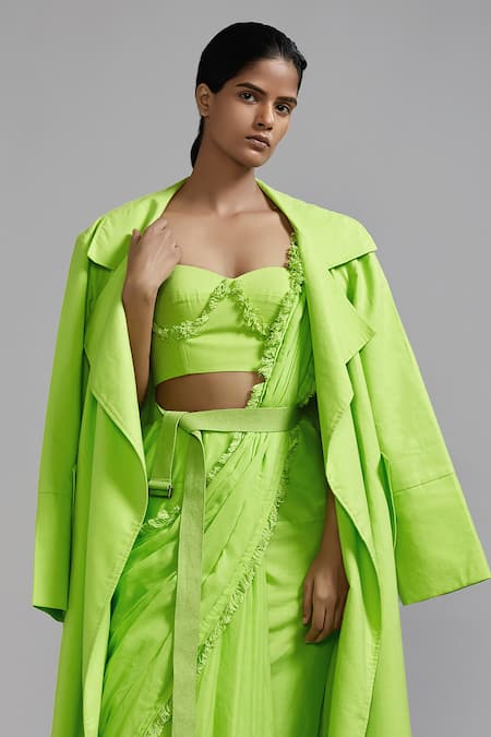 MATI_1_Green Cotton Sweetheart Neck, Open Fringed Border Saree Set With Trench Jacket _Online_at_Aza_Fashions