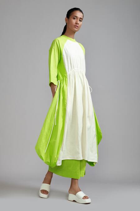 Buy_MATI_Off White 100% Cotton Round Color Block Tunic _Online_at_Aza_Fashions