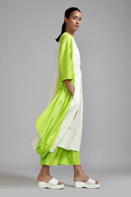 MATI_Off White 100% Cotton Round Color Block Tunic _at_Aza_Fashions