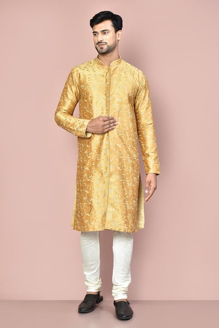 Arihant Rai Sinha Paisley Embroidered Kurta 