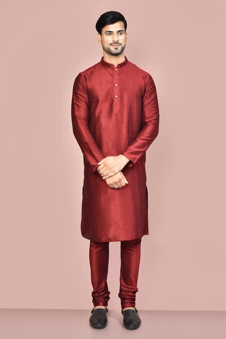 Arihant Rai Sinha Mandarin Collar Kurta Set 