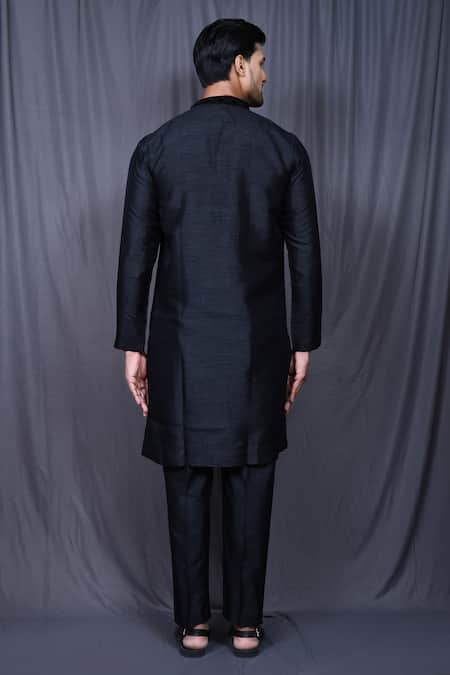 Arihant Rai Sinha Hem Embroidered Kurta & Pant Set 
