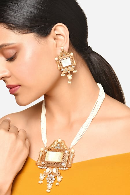 Raga Baubles Royal Temple Embellished Necklace Set 