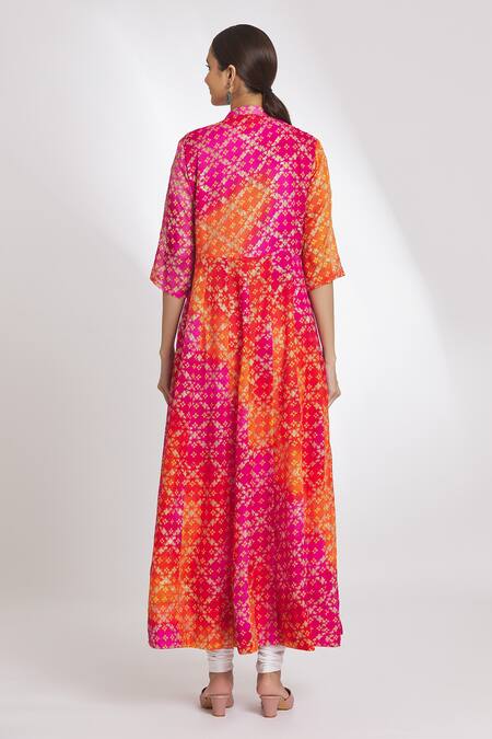 Shop Samyukta Singhania Pink Cotton Embroidery Mandarin Collar Foil Print Tie-dye Anarkali at Aza Fashions Shop_Samyukta Singhania_Pink Cotton Embroidery Mandarin Collar Foil Print Tie-dye Anarkali_at_Aza_Fashions