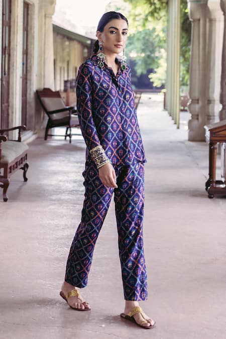 Drishti & Zahabia Printed Shirt & Trousers Set 