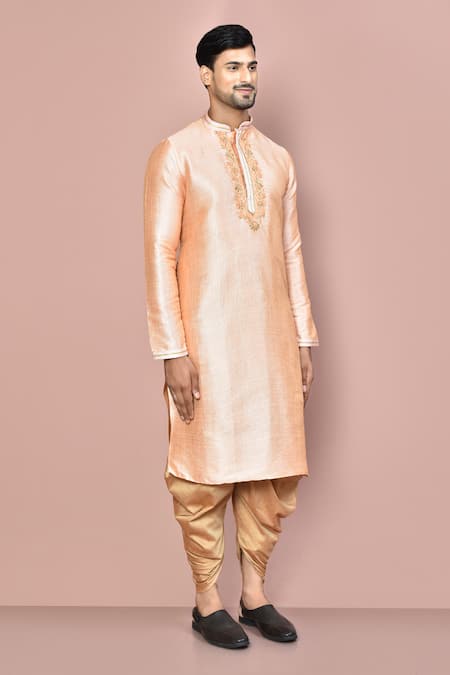 Arihant Rai Sinha_Peach Cotton Embroidery Floral Pattern Kurta Set _at_Aza_Fashions
