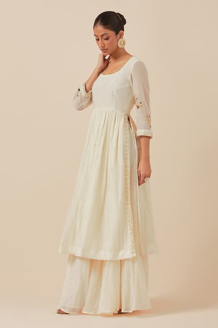 Shop_Ikshita Choudhary_White Chanderi Sequins Scoop Neck Work Anarkali And Pant Set_Online_at_Aza_Fashions