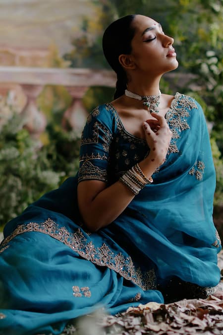 Shop Jigar Mali Green Organza, Silk, Linen Cut Work, Embroidery Round Dori Saree And Blouse Set Online at Aza Fashions Shop_Jigar Mali_Green Organza, Silk, Linen Cut Work, Embroidery Round Dori Saree And Blouse Set _Online_at_Aza_Fashions