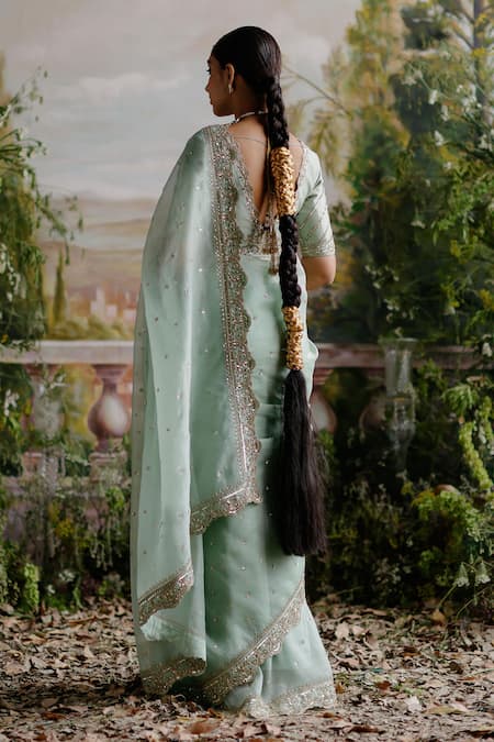 Shop Jigar Mali Green Organza, Chanderi Embroidery V-neck Floral Saree And Blouse Set at Aza Fashions Shop_Jigar Mali_Green Organza, Chanderi Embroidery V-neck Floral Saree And Blouse Set _at_Aza_Fashions