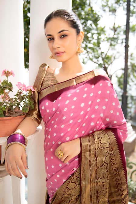 Geroo Jaipur Pink Modal, Silk Zari Border Saree With Unstitched Blouse Piece Online at Aza Fashions Geroo Jaipur_Pink Modal, Silk Zari Border Saree With Unstitched Blouse Piece_Online_at_Aza_Fashions