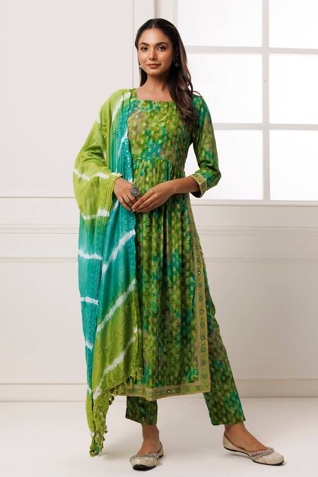 Buy_Geroo Jaipur_Green Cotton, Rayon, Silk Embroidery Split V-neck Thread Kurta Pant Set _Online_at_Aza_Fashions