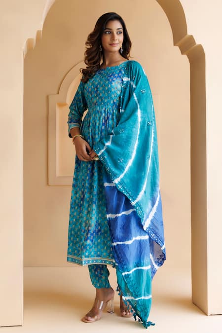 Buy_Geroo Jaipur_Blue Cotton, Silk, Rayon Embroidery Thread Kurta Set _Online_at_Aza_Fashions