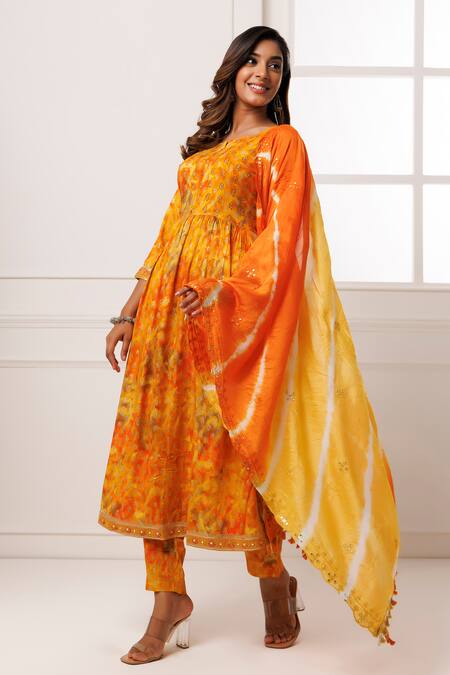 Buy_Geroo Jaipur_Yellow Cotton, Silk, Rayon Embroidery Split V-neck Kurta Pant Set _Online_at_Aza_Fashions