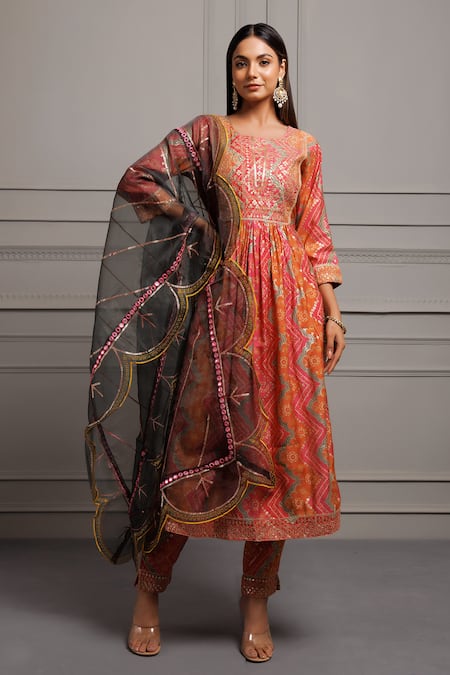 Geroo Jaipur_Pink Silk, Organza Embroidery, Sequins Round Neck Bandhani Print Kurta Pant Set_Online_at_Aza_Fashions