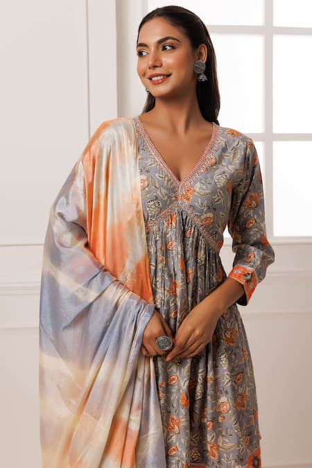 Geroo Jaipur_Grey Modal, Chanderi, Cotton, Organza Embroidery, Floral Print Kurta Palazzo Set _at_Aza_Fashions