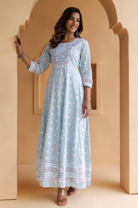 Geroo Jaipur_Blue Cotton Embroidery Round Neck Floral Print Anarkali _Online_at_Aza_Fashions