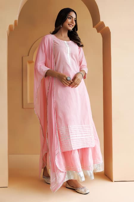 Buy_Geroo Jaipur_Pink Cotton, Chiffon Gota Patti, Cut Work Round Sleeve Embroidered Kurta Set _Online_at_Aza_Fashions