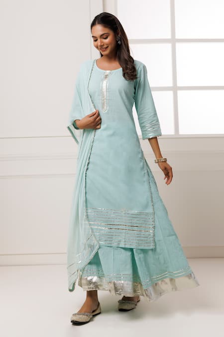 Geroo Jaipur_Green Cotton, Chiffon Gota Patti Round Neck Placement Embroidered Kurta Set _Online_at_Aza_Fashions