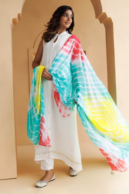 Geroo Jaipur_White Cotton, Chiffon Gota Patti Mandarin Collar Embellished A-line Kurta Set _Online_at_Aza_Fashions