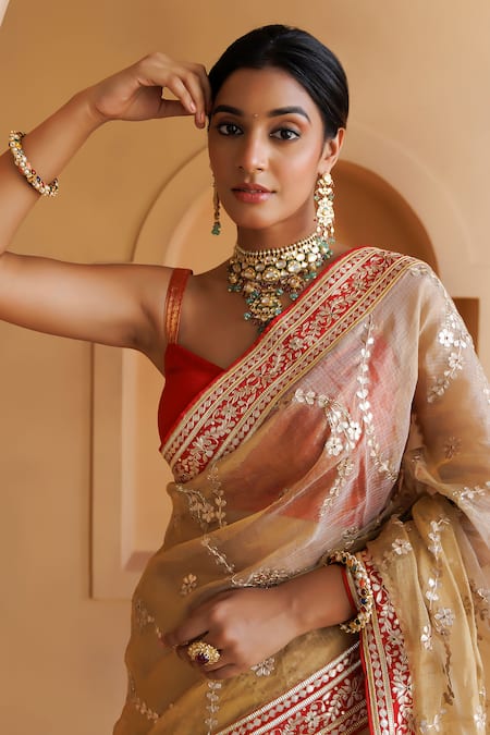 Buy_Geroo Jaipur_Beige Kota Doria, Brocade Floral Jaal Saree With Unstitched Blouse Piece_Online_at_Aza_Fashions