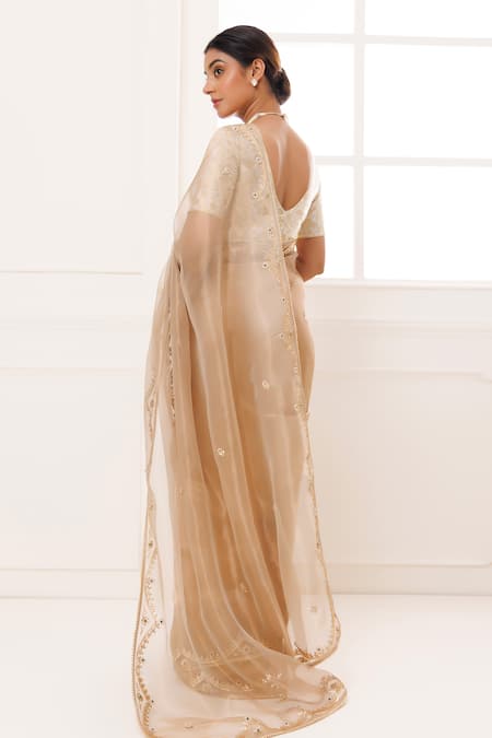 Shop Geroo Jaipur Beige Tissue, Brocade Floral Embroidered Saree With Unstitched Blouse Piece at Aza Fashions Shop_Geroo Jaipur_Beige Tissue, Brocade Floral Embroidered Saree With Unstitched Blouse Piece _at_Aza_Fashions