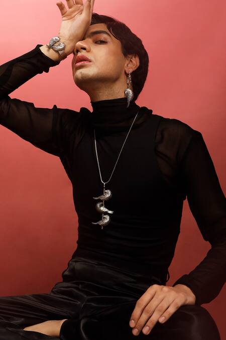 Trupti Mohta_Silver Plated Triple Carved Bird Pendant _Online_at_Aza_Fashions