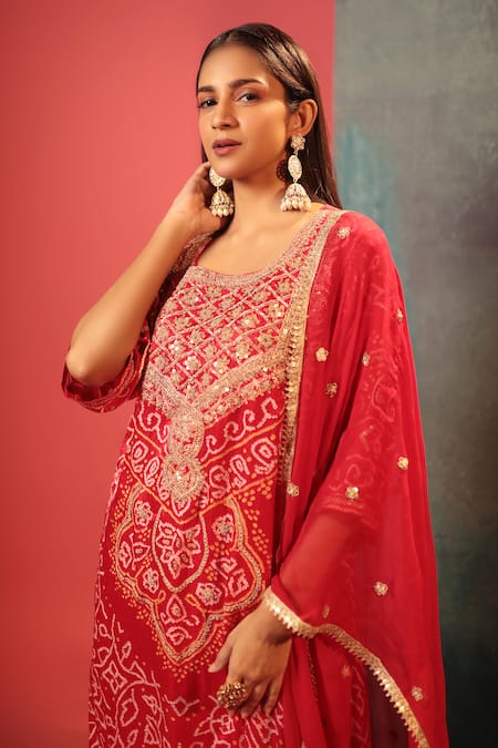 Buy_Bandhani_Red Silk Gota Patti, Embroidery Round Neck Kurta With Dupatta _Online_at_Aza_Fashions