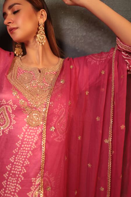 Buy_Bandhani_Pink Silk Cut Work, Embroidery Split V-neck Bandhani Woven Kurta With Dupatta _Online_at_Aza_Fashions