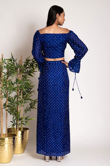 Shop Bandhani Blue Silk Embroidery V-neck Bandhani Pattern Blouse With Draped Skirt at Aza Fashions Shop_Bandhani_Blue Silk Embroidery V-neck Bandhani Pattern Blouse With Draped Skirt _at_Aza_Fashions