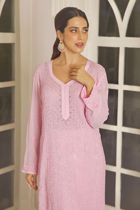 Label Aishwaryrika Jasmine Chikankari Embroidered Kurta 